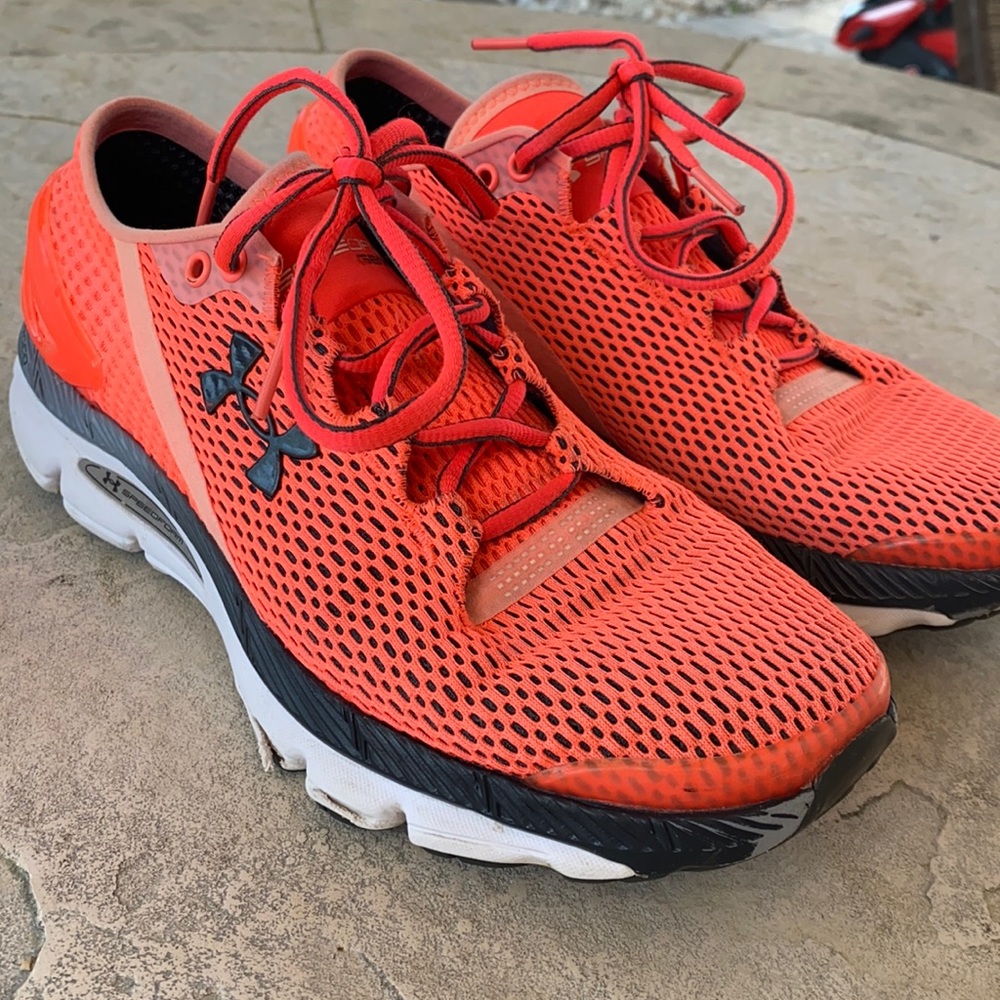 Under Armour, pink salmon speedform Gemini, 8